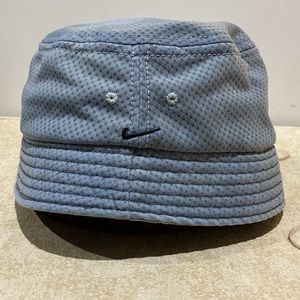 Vintage Nike Swoosh Bucket Hat Size L/XL